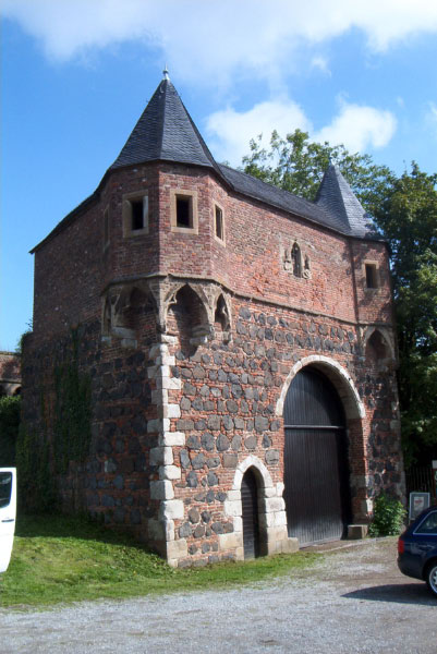 IM004330