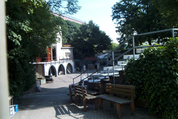 IM004332