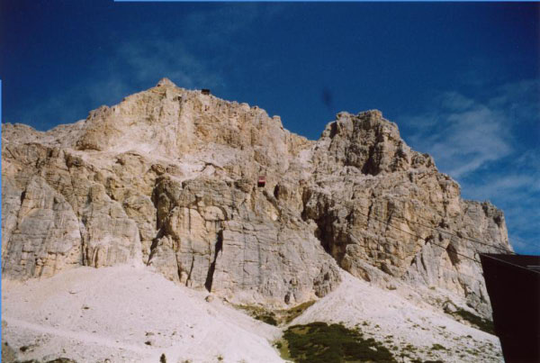 Dolomiten - Laga Zuri am Falzarego Pass1