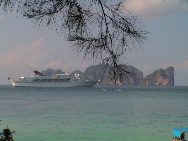 traumschiff an ko phi phi